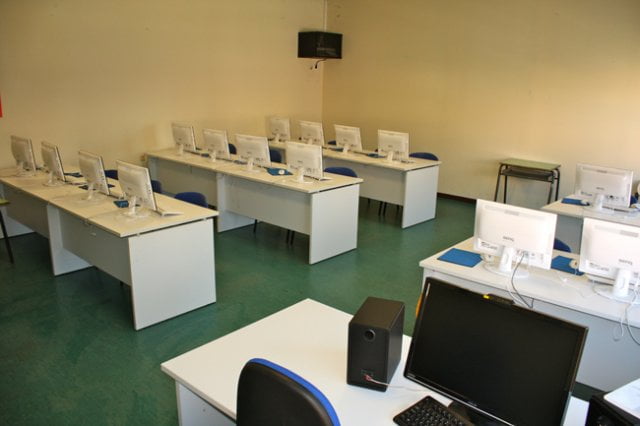 phoca_thumb_l_aulainformatica2